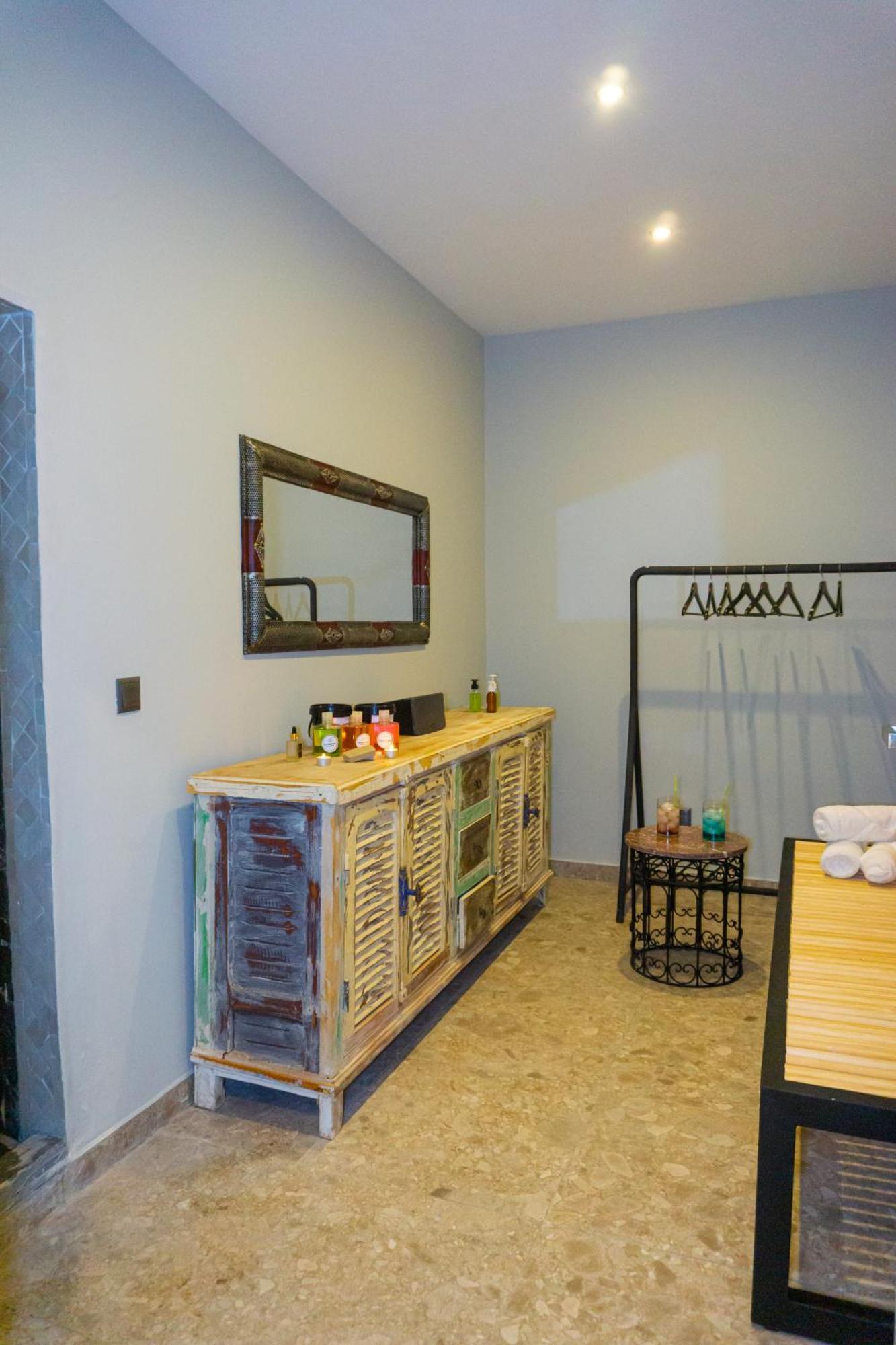 Villa Boutique Amani Lahebichate エクステリア 写真